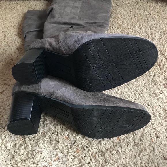 Maurice’s Faux Suede Boots ✨NWOT✨ - Picture 2 of 2